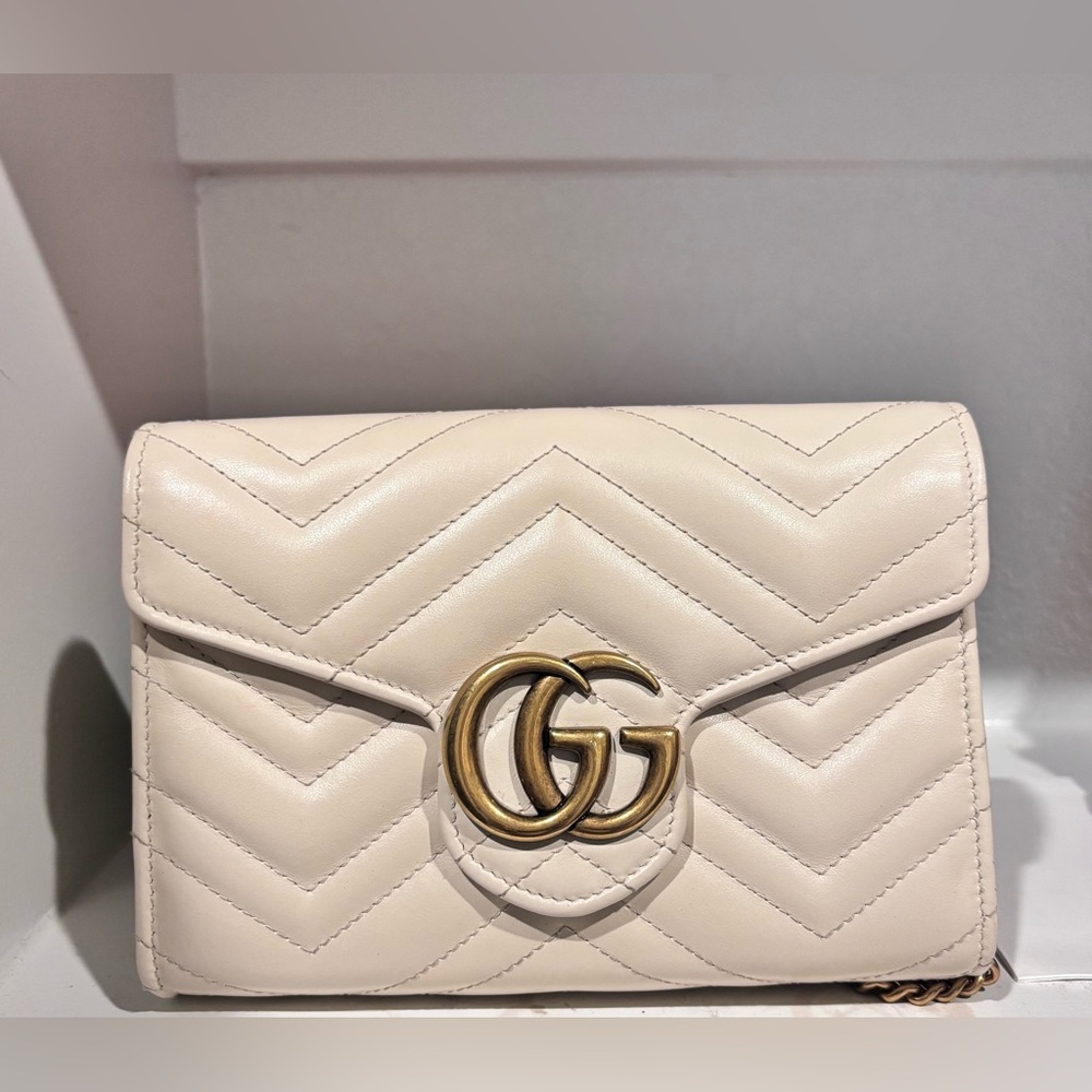 GUCCI GG Marmont Super Mini Shoulder Bag Authentic